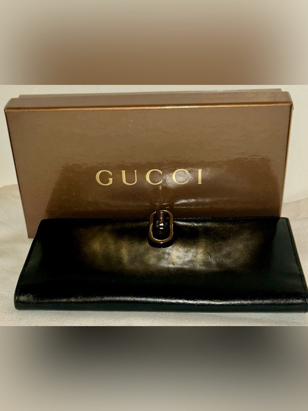 Authentic Vintage Gucci Long Wallet in
Excellent Condition .  Box included - Picture 9 of 9